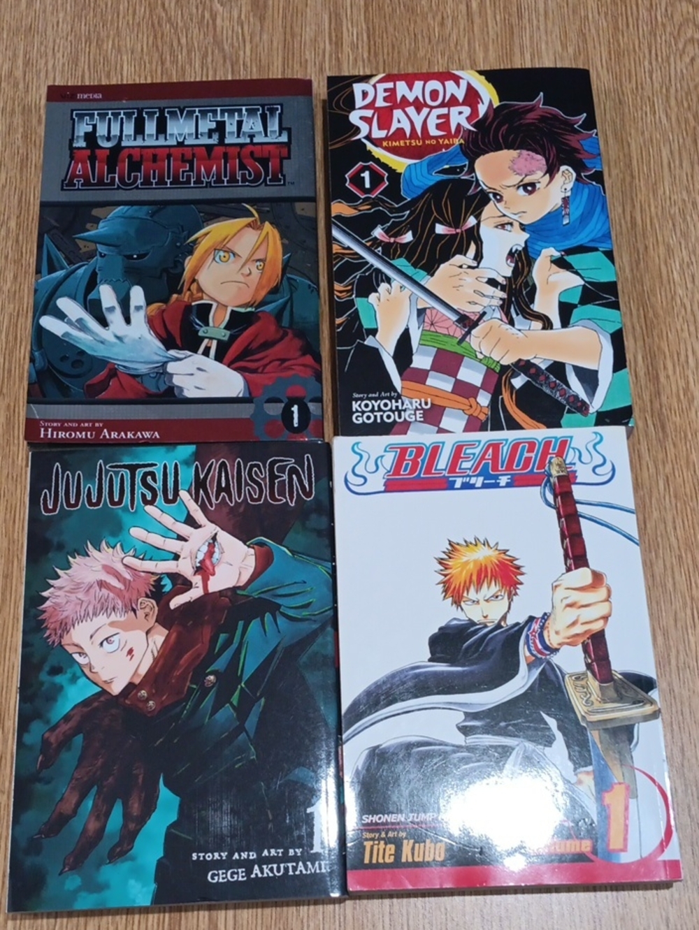 Manga Graphic Novel Bundle